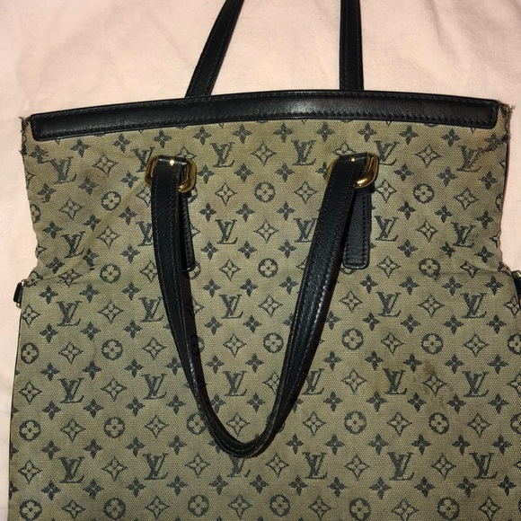 Authentic Louis vuitton bag - Picture 5 of 16